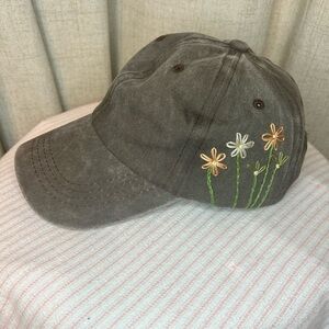Hand Embroidered Brown Daisy Hat